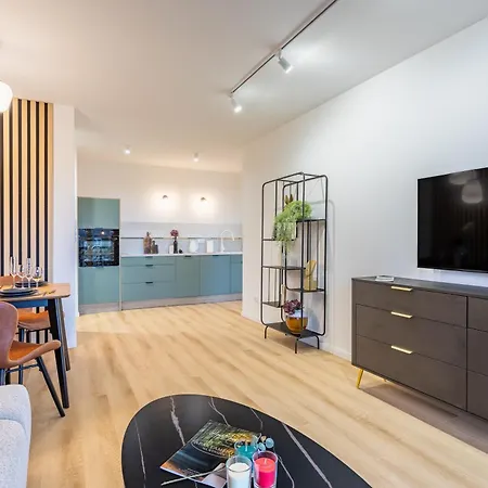 Apart-Invest Apartament 6 ul Żeromskiego Apartament *